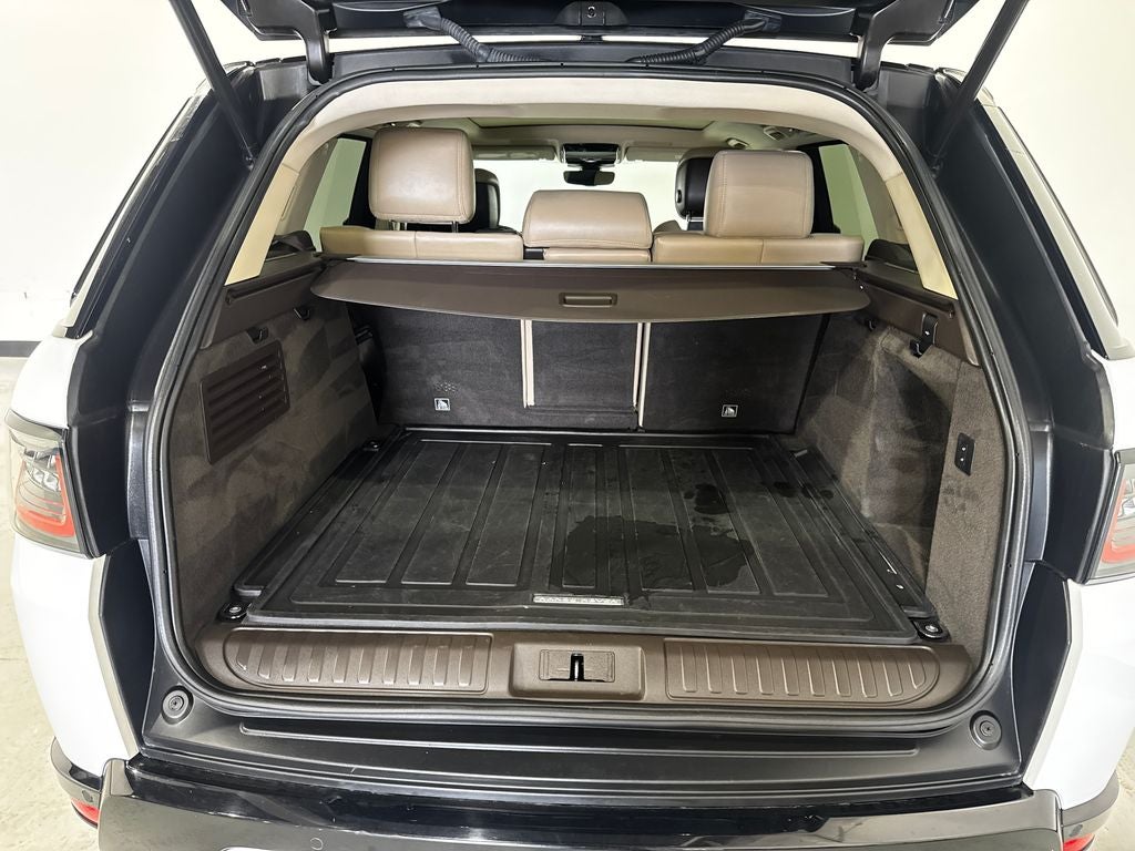 2022 Land Rover Range Rover Sport HSE Silver Edition