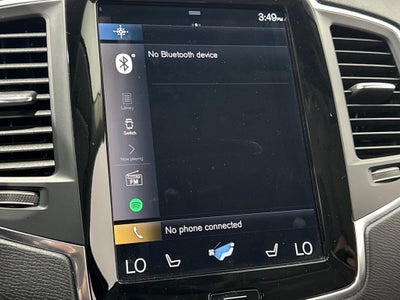 2022 Volvo XC90 T5 Momentum