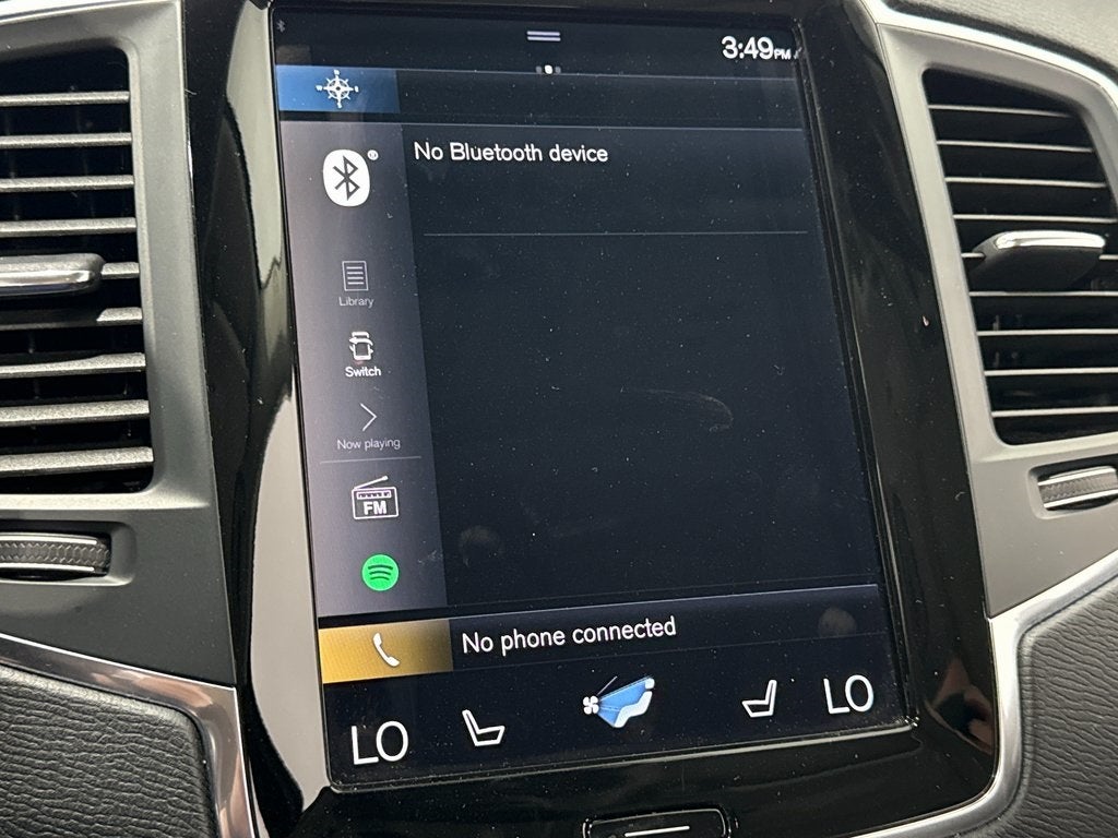 2022 Volvo XC90 T5 Momentum