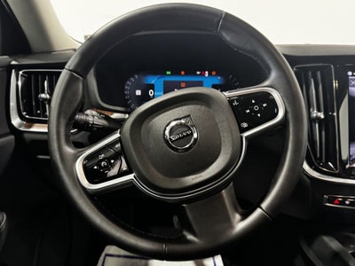 2025 Volvo V60 Cross Country B5 Plus