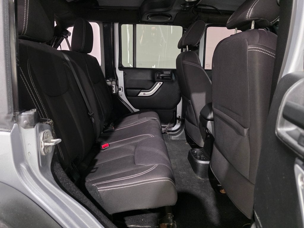 2013 Jeep Wrangler Unlimited Unlimited Sahara