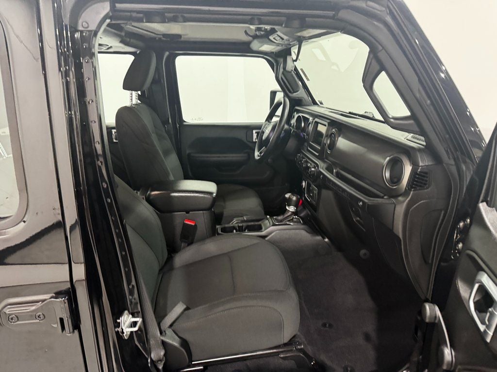 2022 Jeep Wrangler Unlimited Unlimited Sport