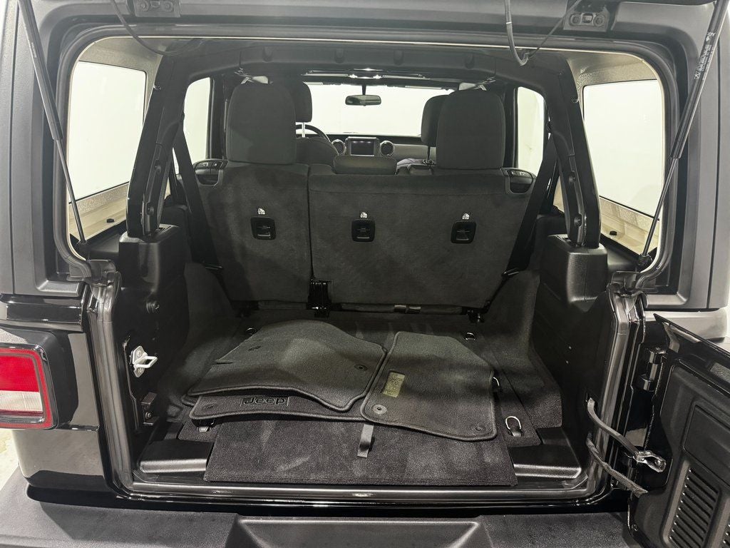 2022 Jeep Wrangler Unlimited Unlimited Sport