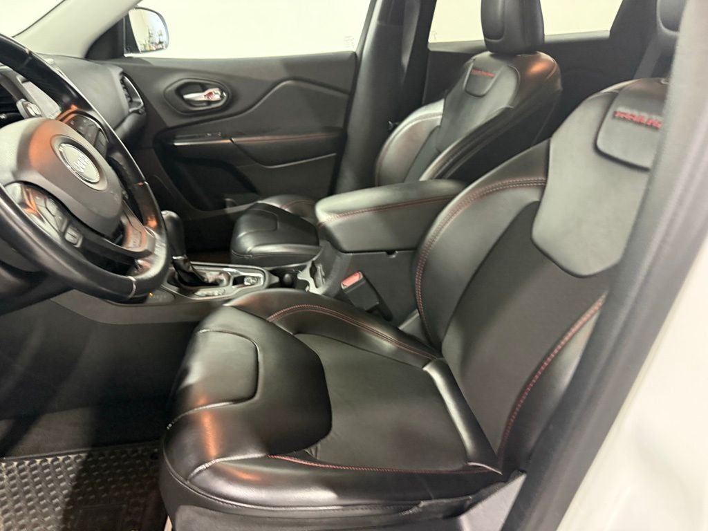 2020 Jeep Cherokee Trailhawk