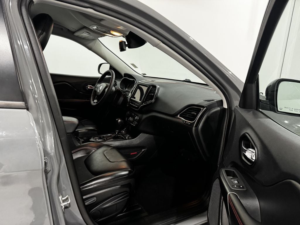 2022 Jeep Cherokee Trailhawk