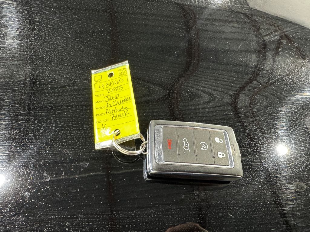 2025 Jeep Grand Cherokee Altitude