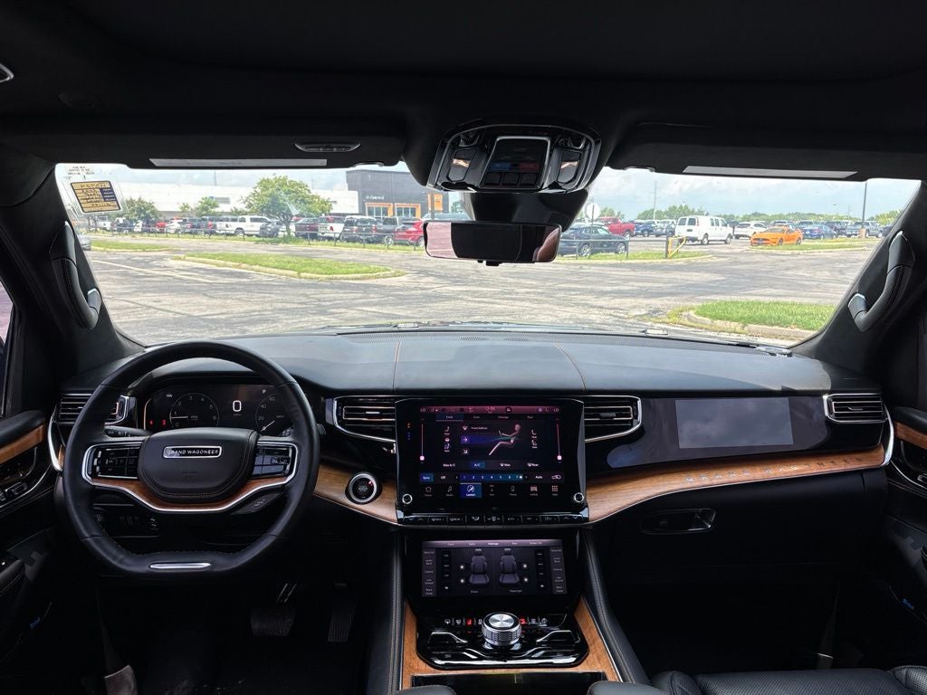 2022 Jeep Grand Wagoneer Series III