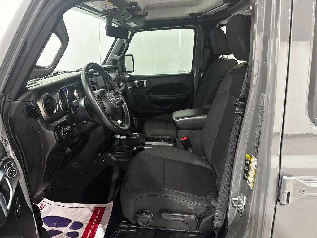 2021 Jeep Gladiator Willys