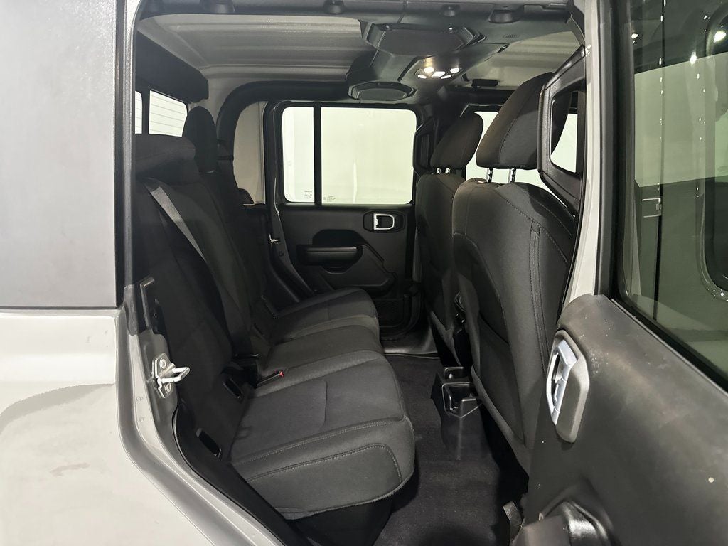 2021 Jeep Gladiator Willys