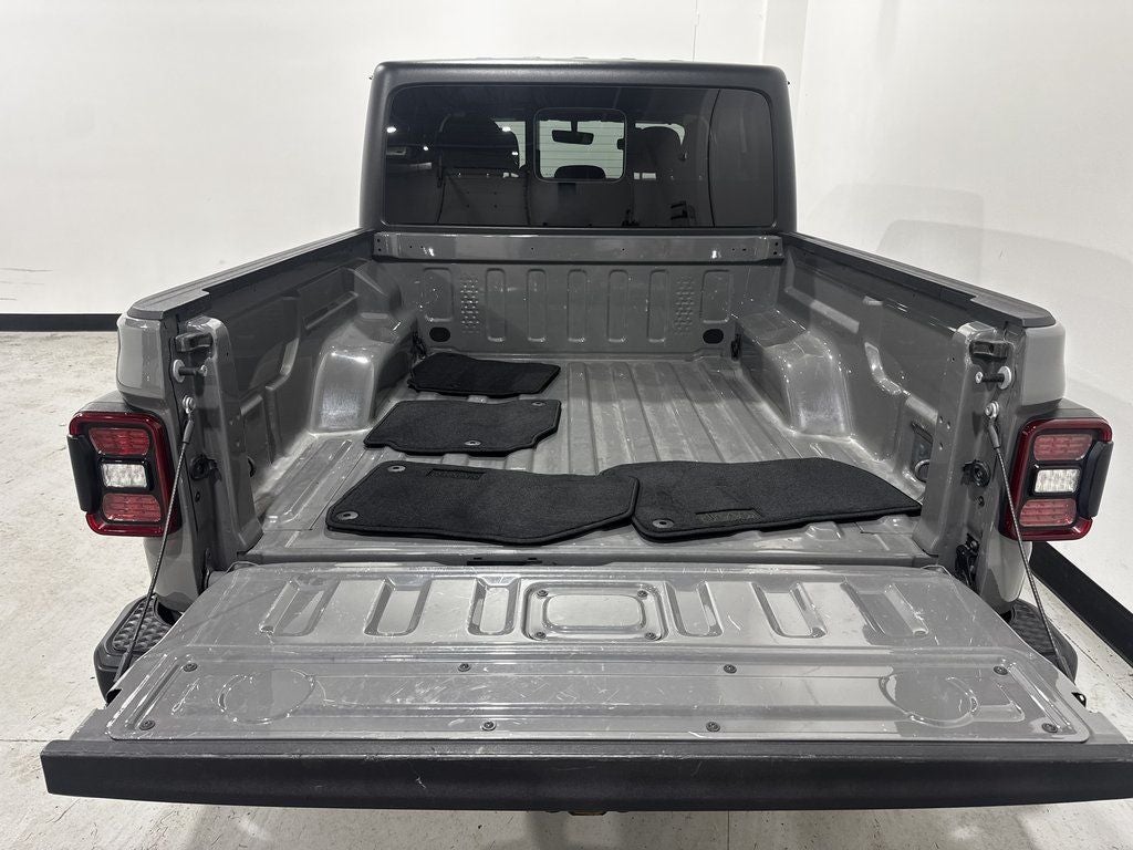 2021 Jeep Gladiator Willys