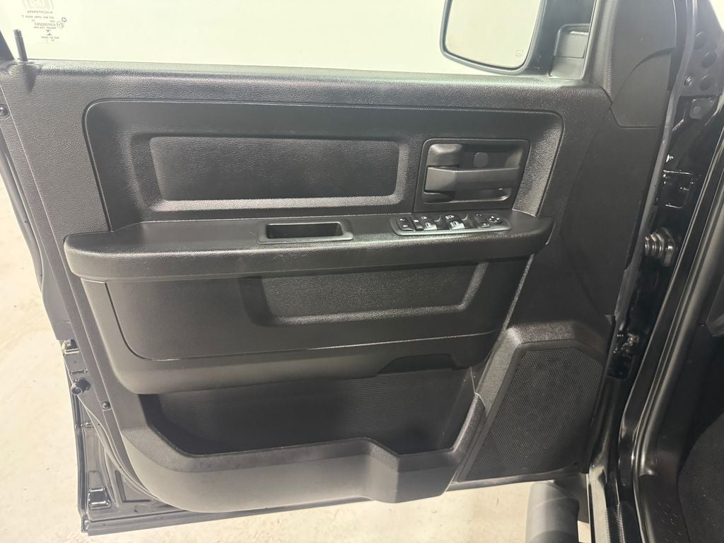 2020 RAM 1500 Classic Express