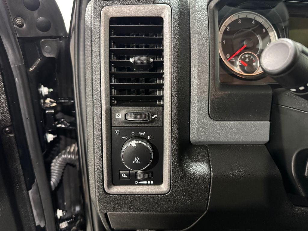 2020 RAM 1500 Classic Express