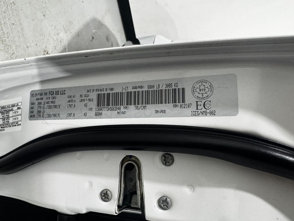 2017 RAM 1500 SLT Outdoorsman