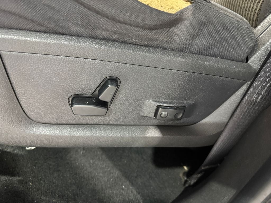 2011 RAM Ram 1500 SLT