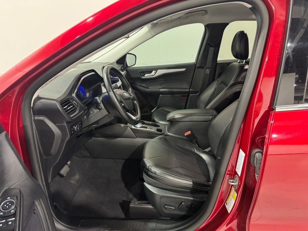 2026 Ford Escape Platinum