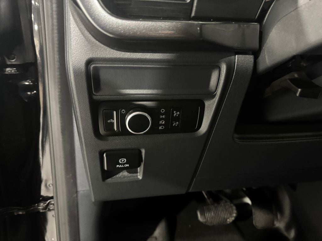 2023 Ford F-150 XL STX