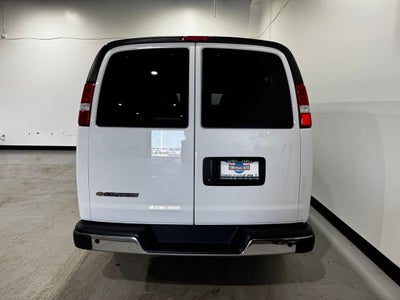 2025 Chevrolet Express Passenger LT Passenger