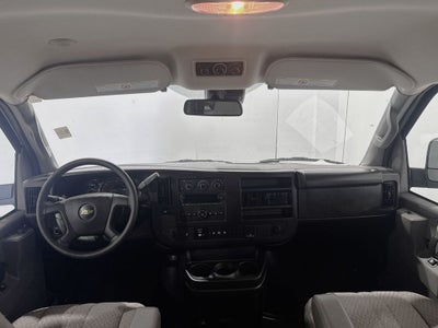 2025 Chevrolet Express Passenger LT Passenger