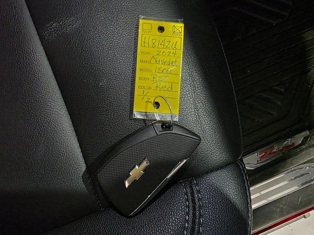 2024 Chevrolet Silverado 1500 RST