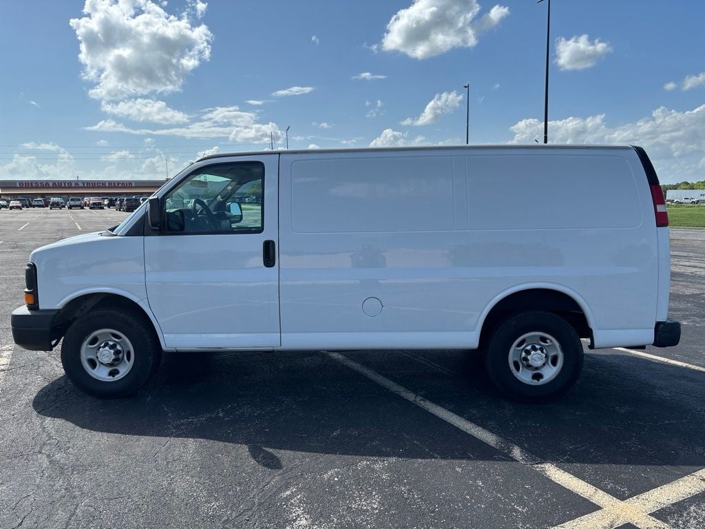 2014 Chevrolet Express 3500 Work Van Cargo
