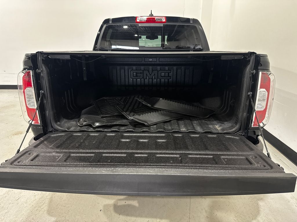 2022 GMC Canyon AT4 w/Leather