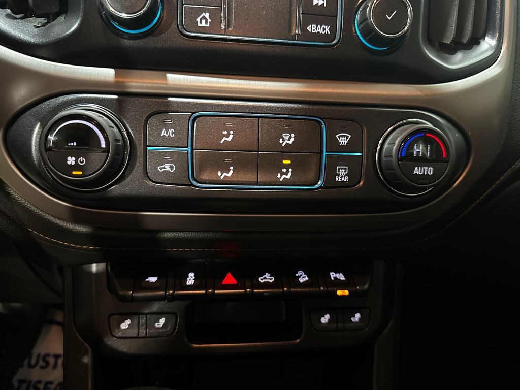 2022 GMC Canyon AT4 w/Leather