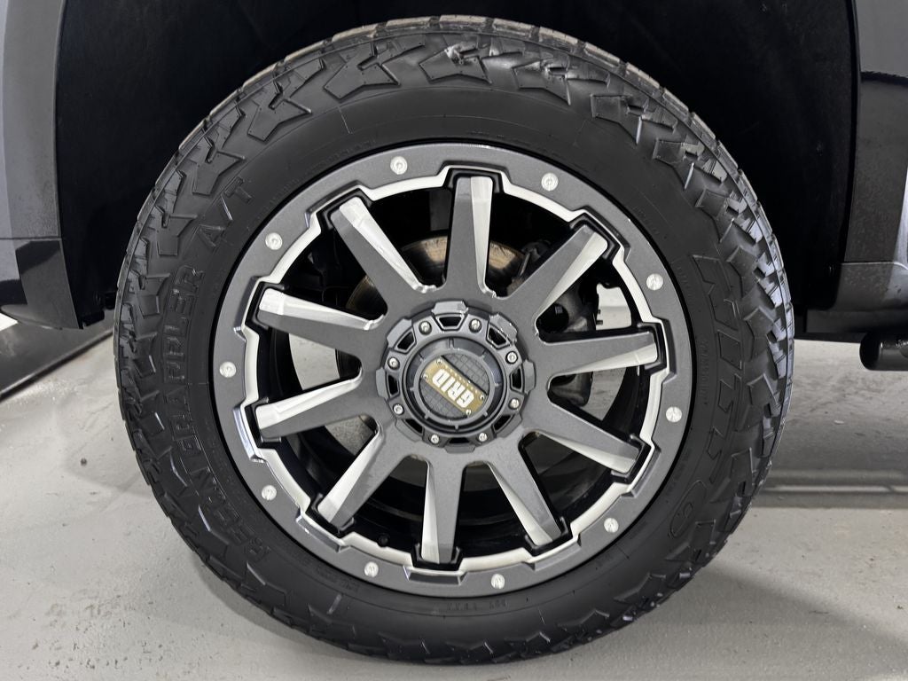 2022 GMC Canyon AT4 w/Leather