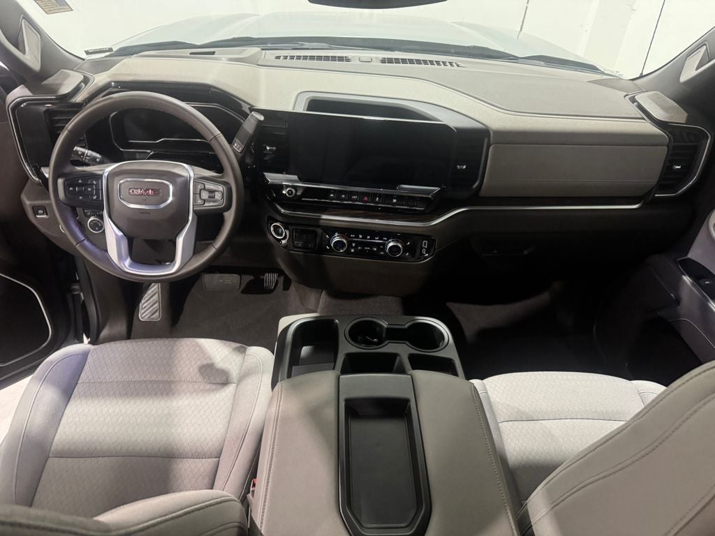 2025 GMC Sierra 1500 SLE