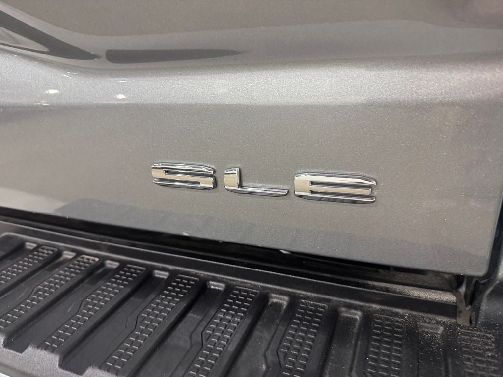 2024 GMC Sierra 1500 SLE