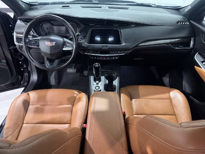 2022 Cadillac XT4 Premium Luxury