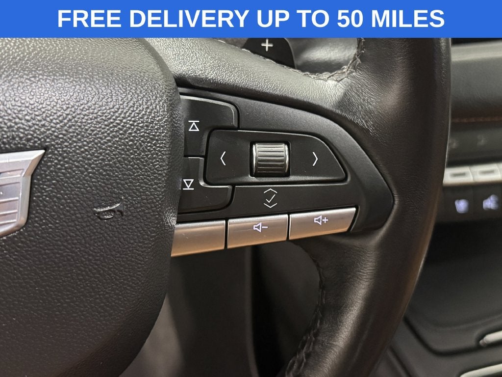 2022 Cadillac XT4 Premium Luxury