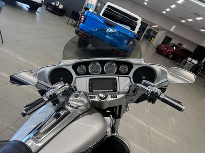 2017 Harley-Davidson CVO Limited CVO