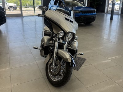 2017 Harley-Davidson CVO Limited CVO