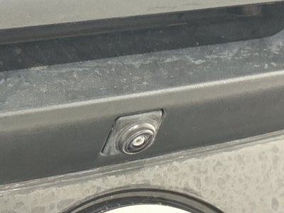 2023 Nissan TITAN SV