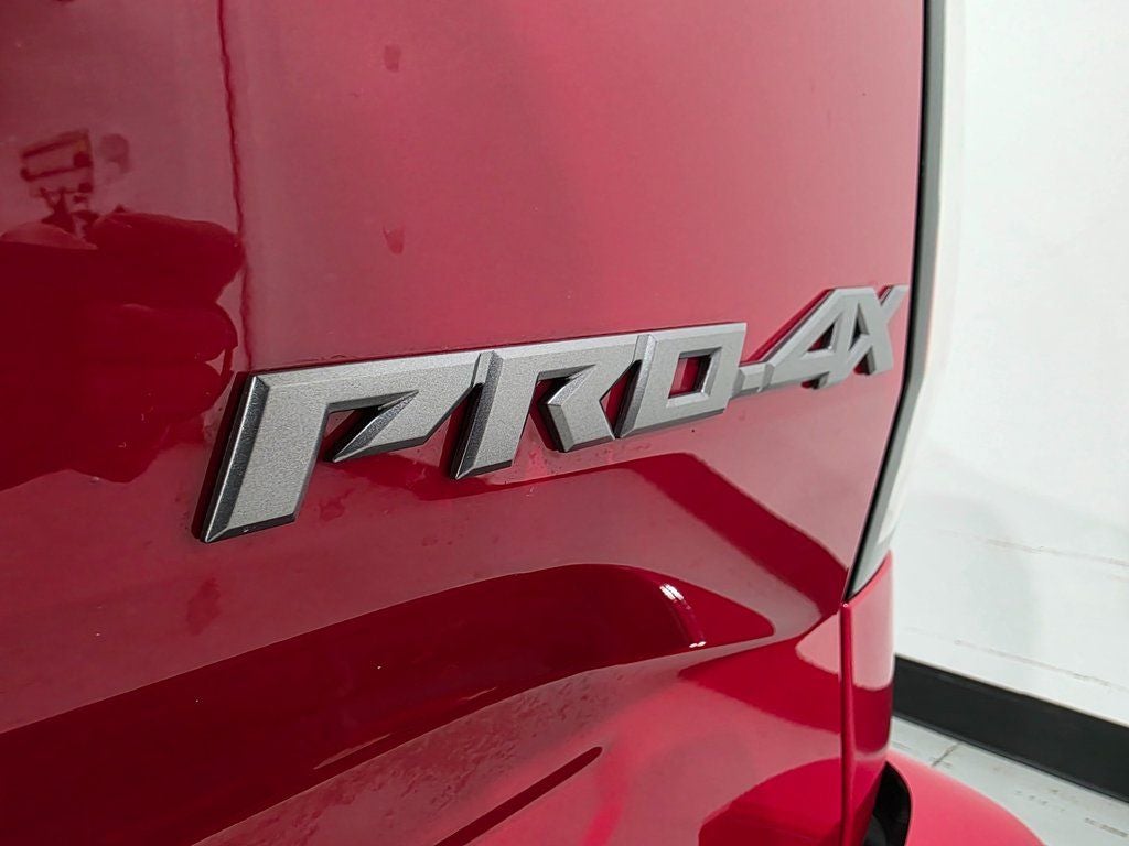 2022 Nissan Frontier PRO-4X