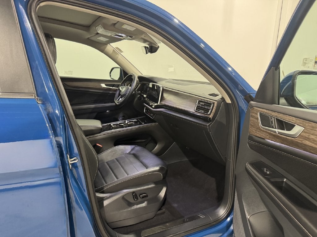 2025 Volkswagen Atlas 2.0T SEL
