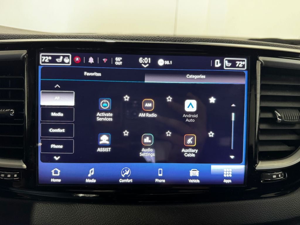 2025 Chrysler Pacifica Select