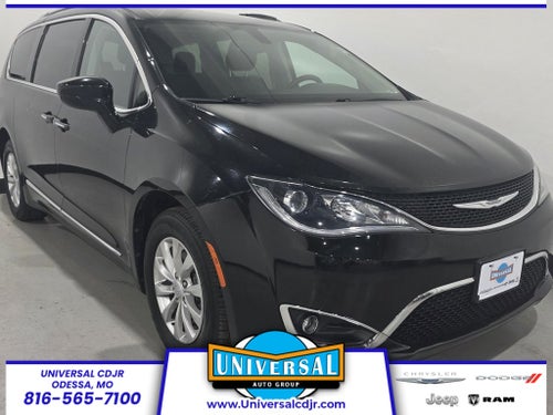 2017 Chrysler Pacifica Touring L Plus