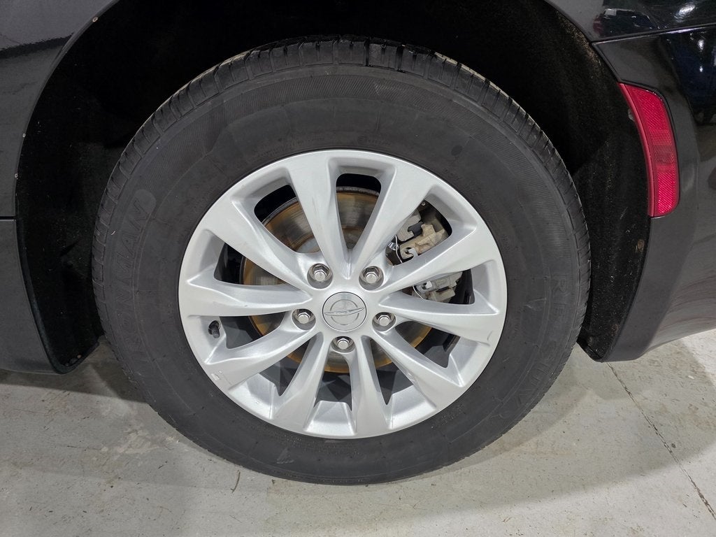 2017 Chrysler Pacifica Touring L Plus