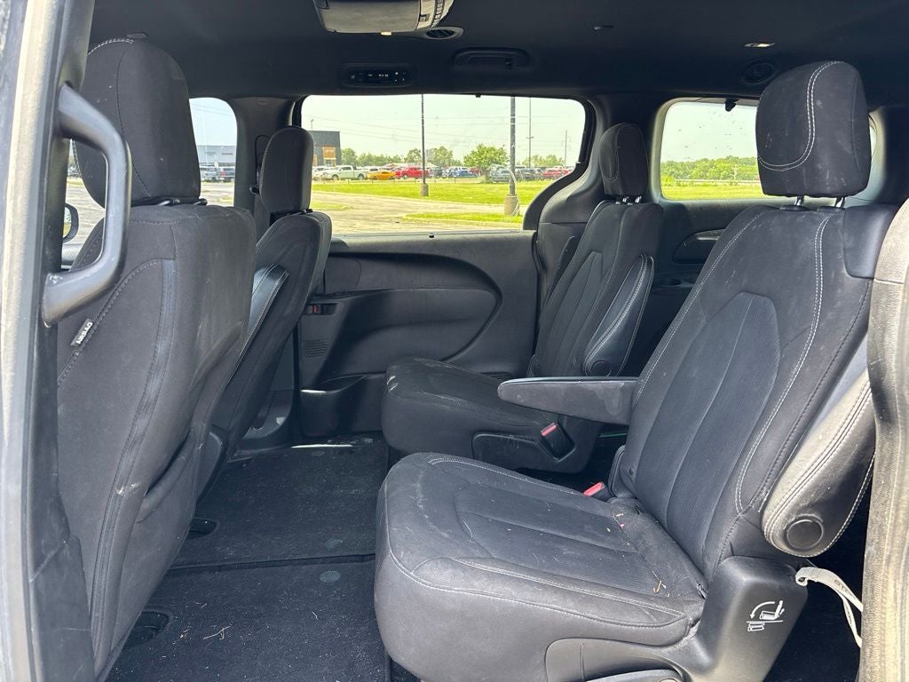 2020 Chrysler Pacifica Touring