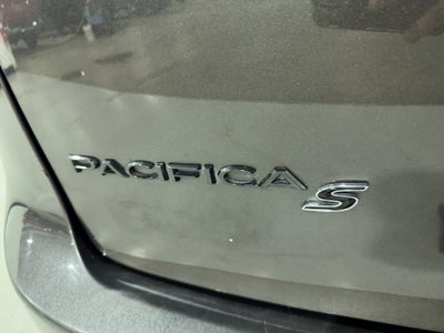 2020 Chrysler Pacifica Touring