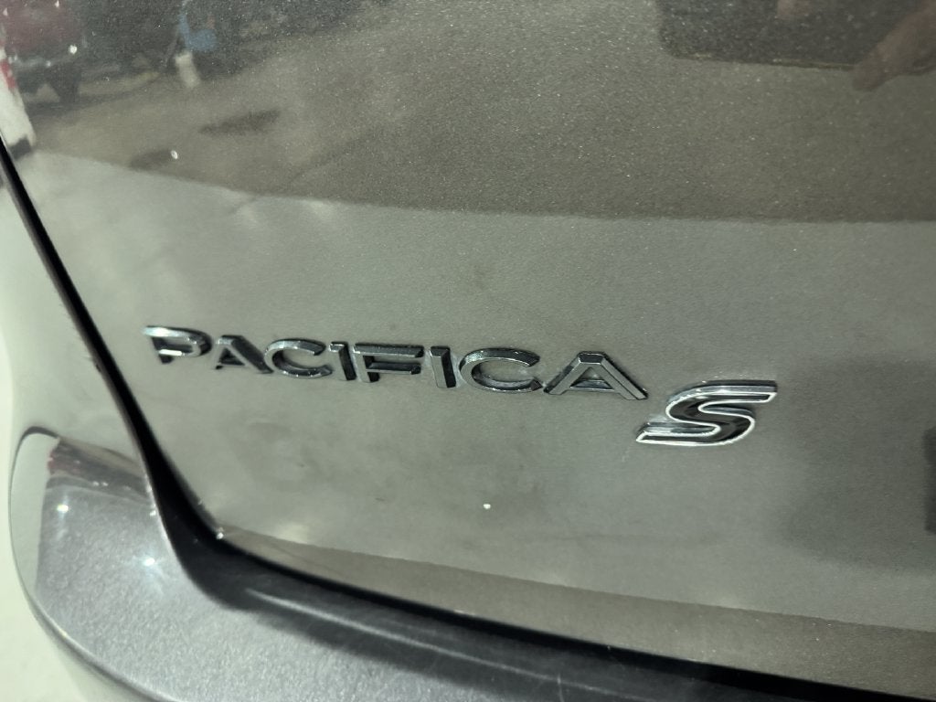 2020 Chrysler Pacifica Touring