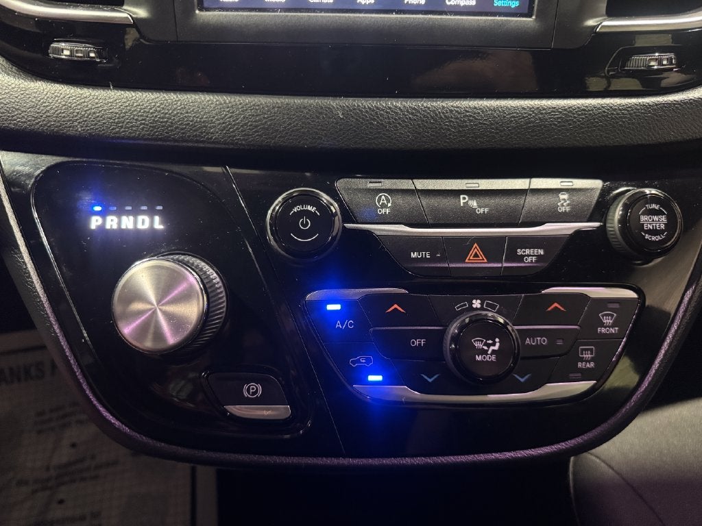 2020 Chrysler Pacifica Touring