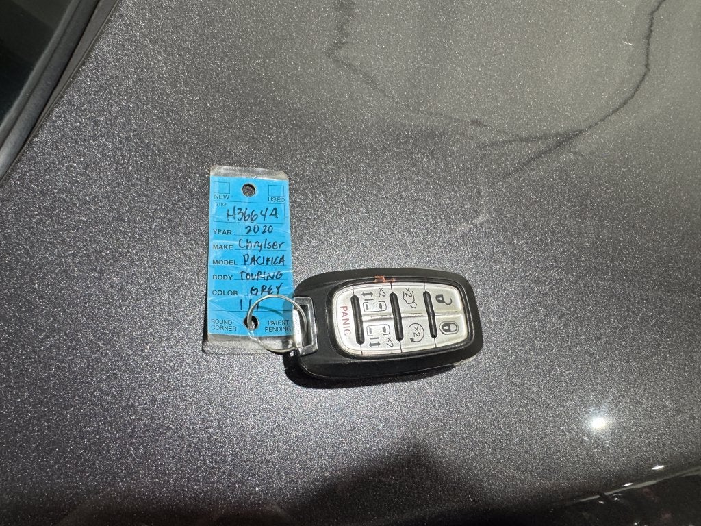 2020 Chrysler Pacifica Touring