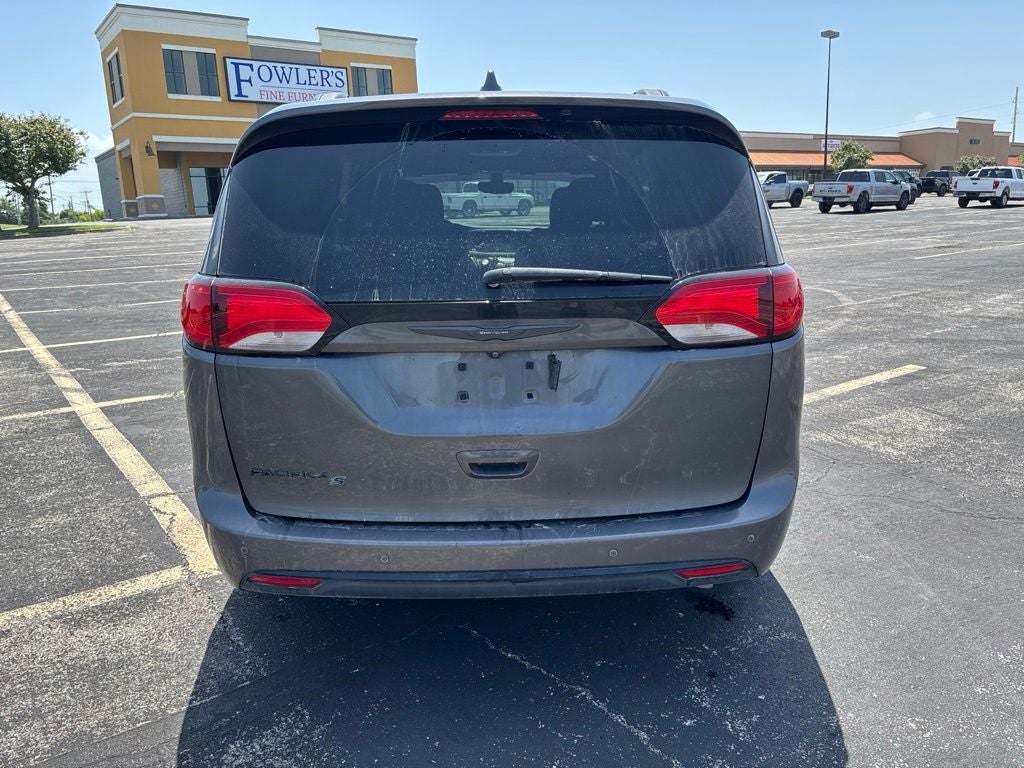 2020 Chrysler Pacifica Touring