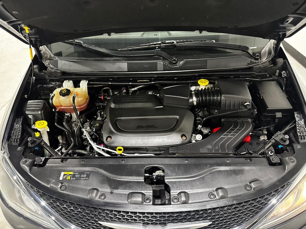 2020 Chrysler Pacifica Touring