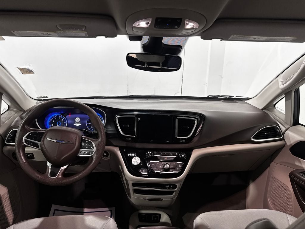 2020 Chrysler Pacifica Touring