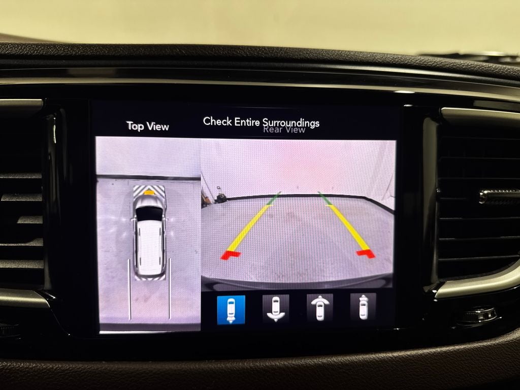 2020 Chrysler Pacifica Touring