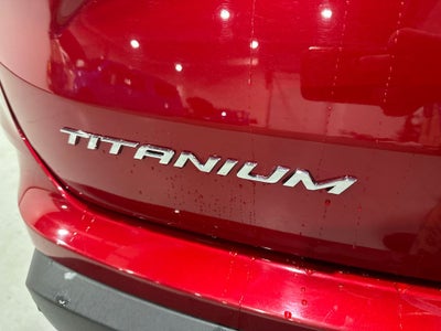2022 Ford Edge Titanium