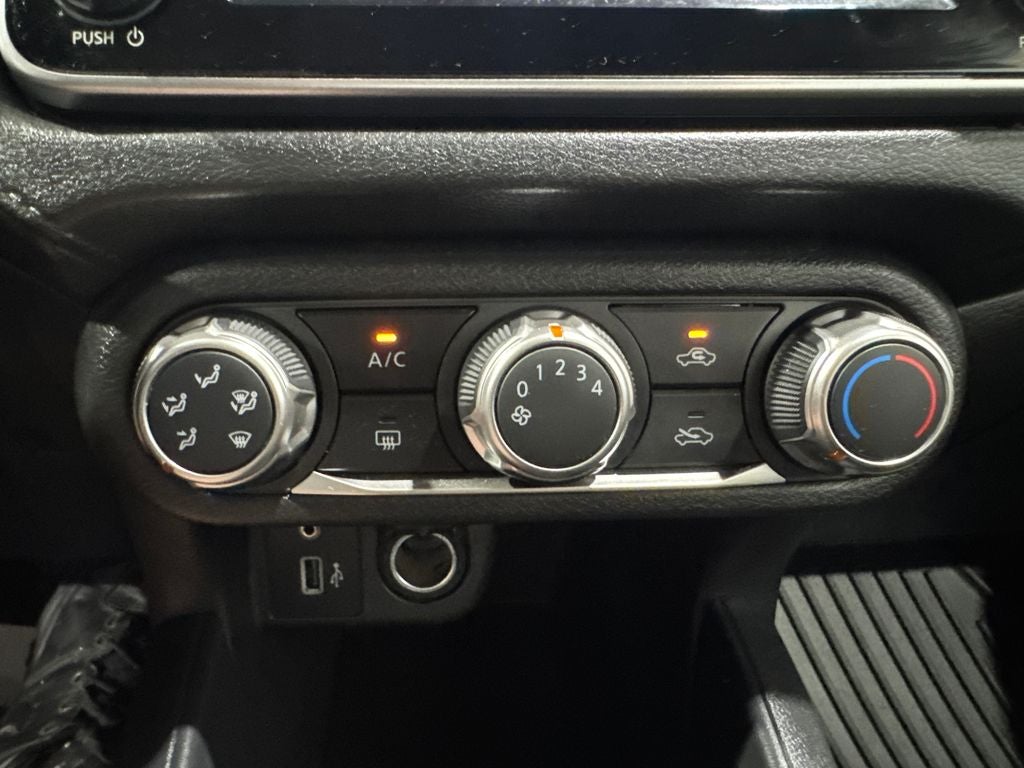 2024 Nissan Versa 1.6 S